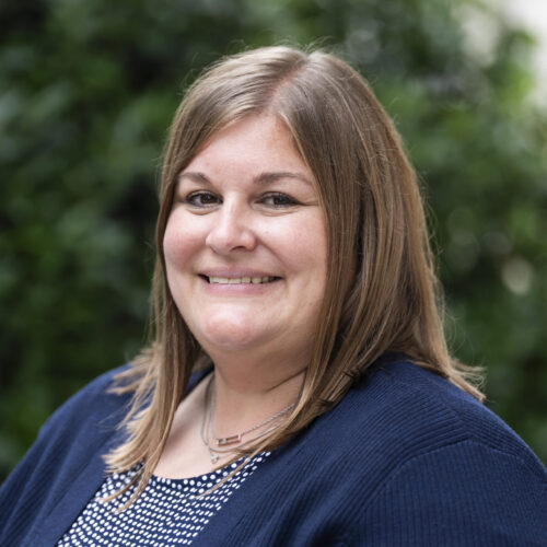 Erin Cyman headshot