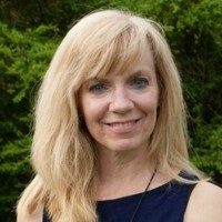 Jackie Rondeau Headshot
